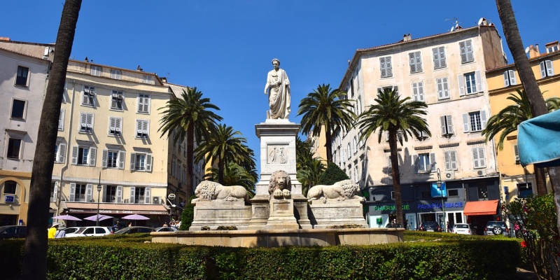 Korsika: Ajaccio / Aiacciu vier Löwen-Brunnen