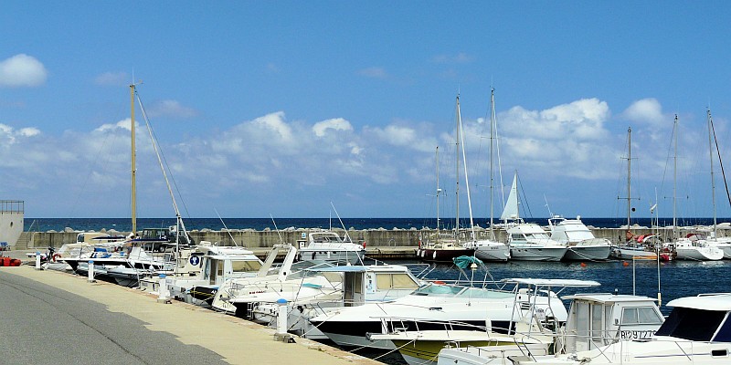 Korsika: Hafen Solenzara