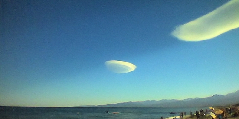 Korsika UFO-Wolke