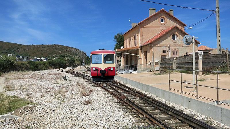 Zug zwischen Ile Rousse und Calvi 