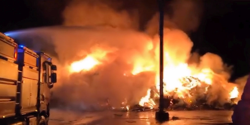 Korsika: Feuer in Umweltdienstleistung Unternehmen 