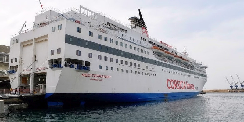 Corsica-Linea nimmt 1600 Flüchtlinge an Bord